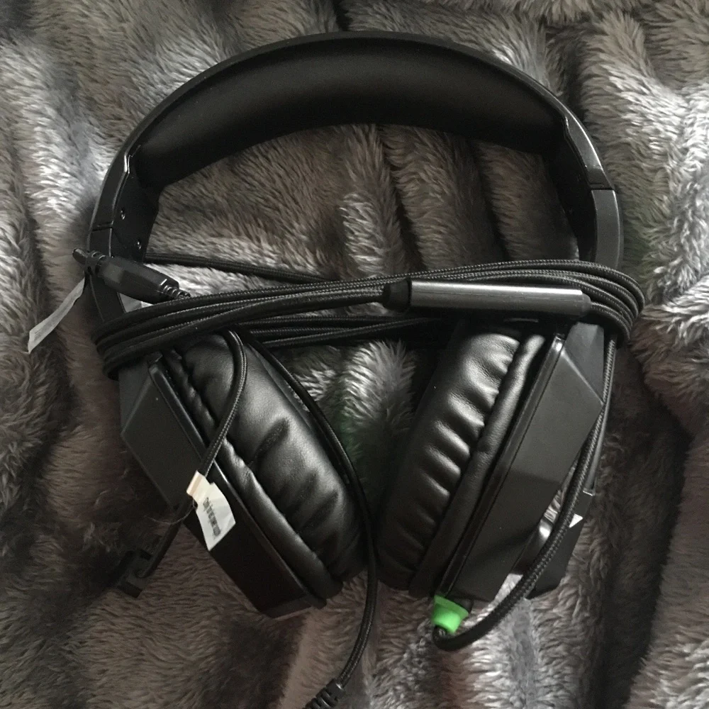 gaming headset - Picture 1 of 3